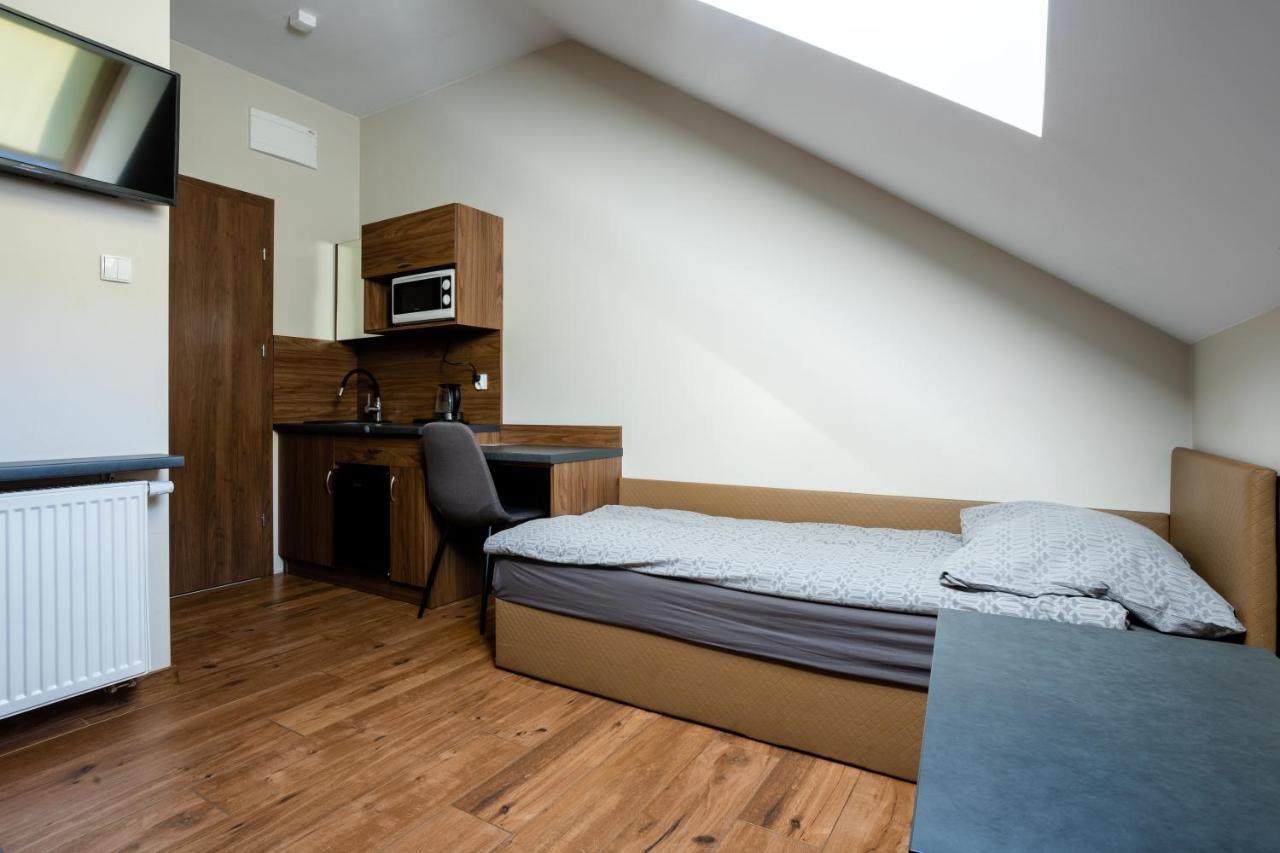 Noclegijarocin Bed & Breakfast المظهر الخارجي الصورة