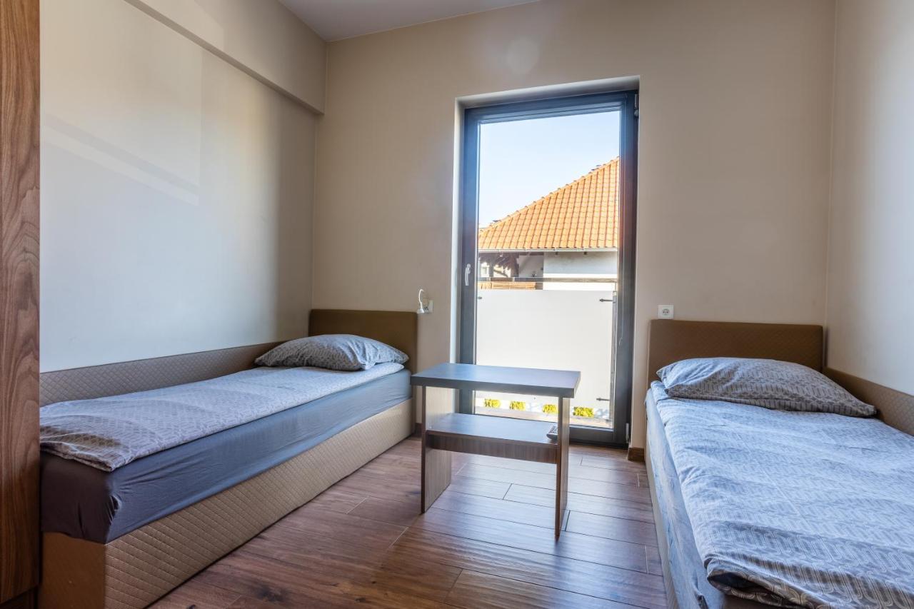 Noclegijarocin Bed & Breakfast المظهر الخارجي الصورة