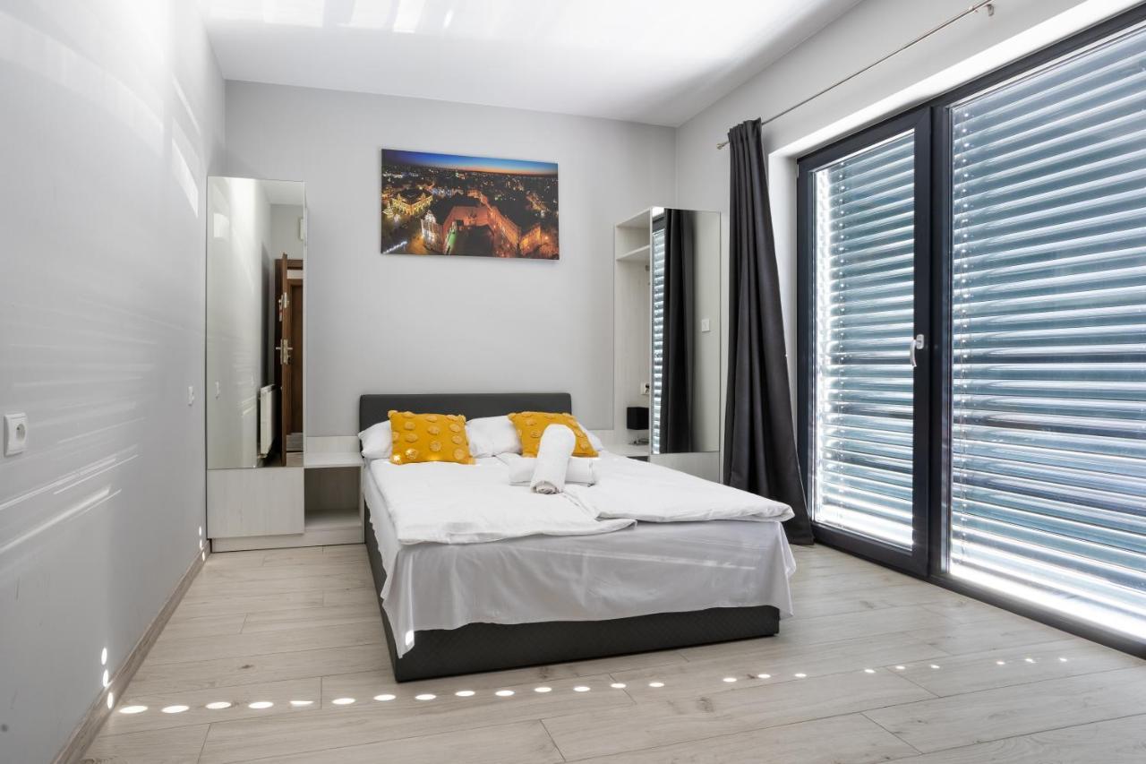Noclegijarocin Bed & Breakfast المظهر الخارجي الصورة