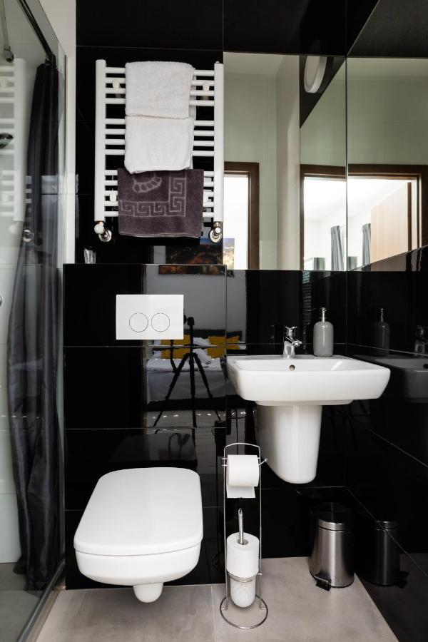 Noclegijarocin Bed & Breakfast المظهر الخارجي الصورة