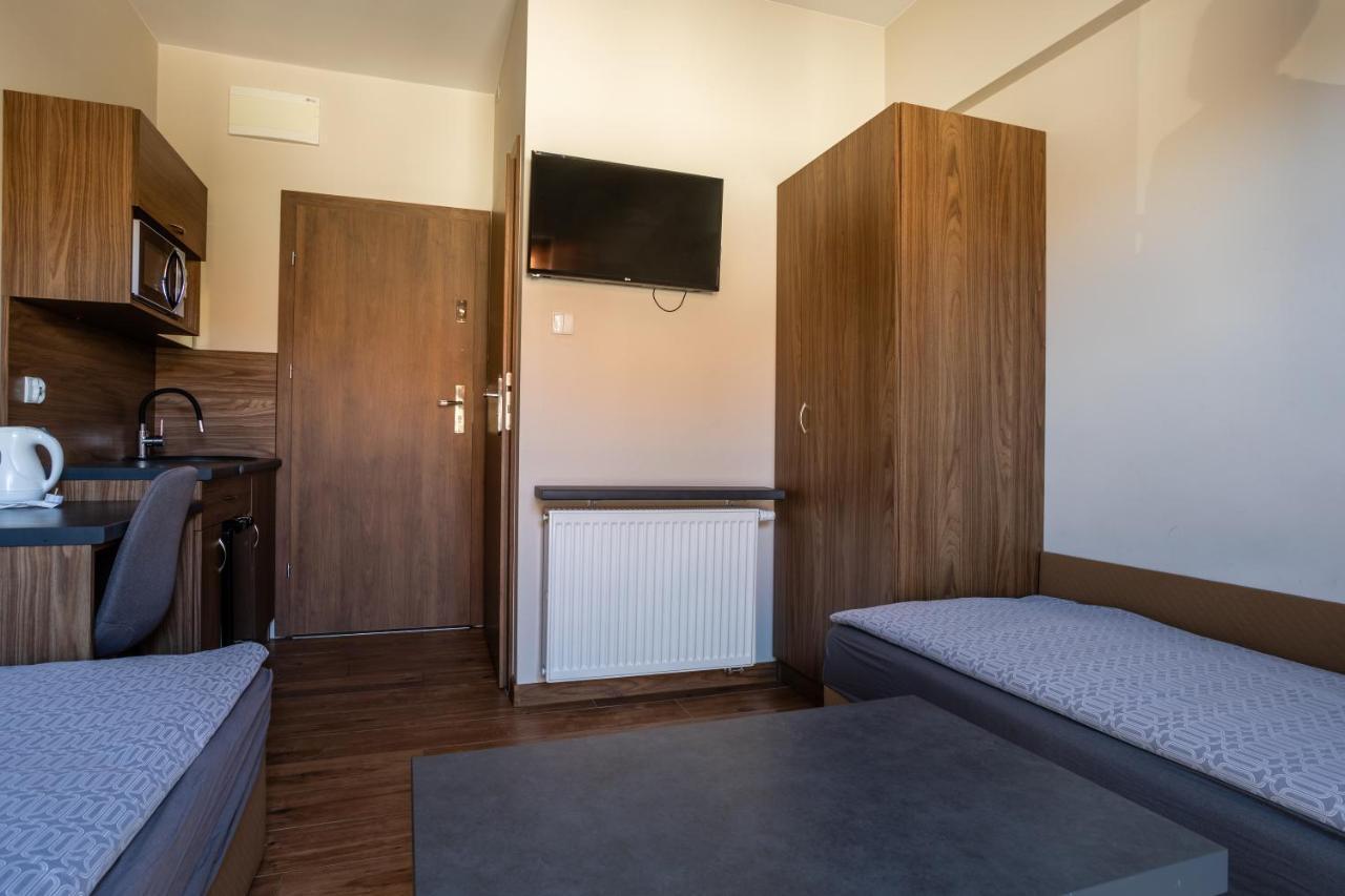 Noclegijarocin Bed & Breakfast المظهر الخارجي الصورة