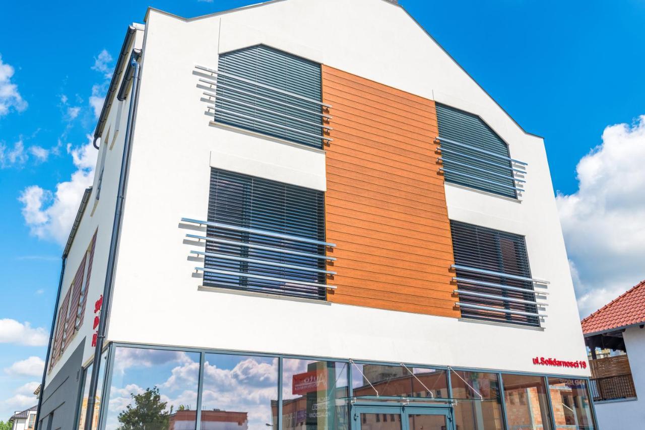 Noclegijarocin Bed & Breakfast المظهر الخارجي الصورة